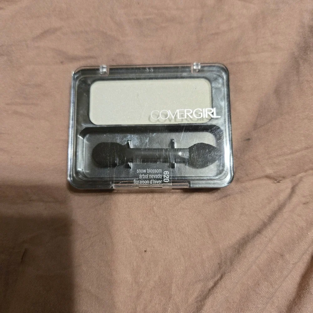 Covergirl Eye Enhancers Eyeshadow Single Snow Blossom‎ Discontinued 620 Makeup